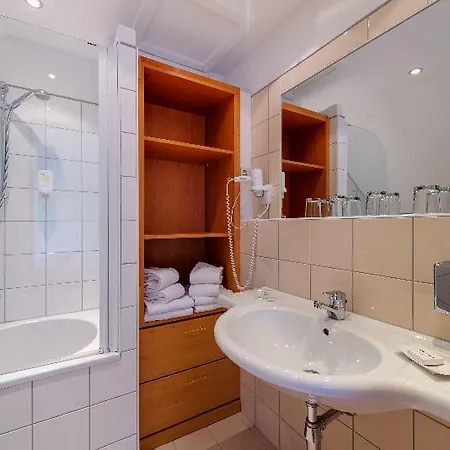 Hotel Robinson Alm - Hermagor Schlanitzen